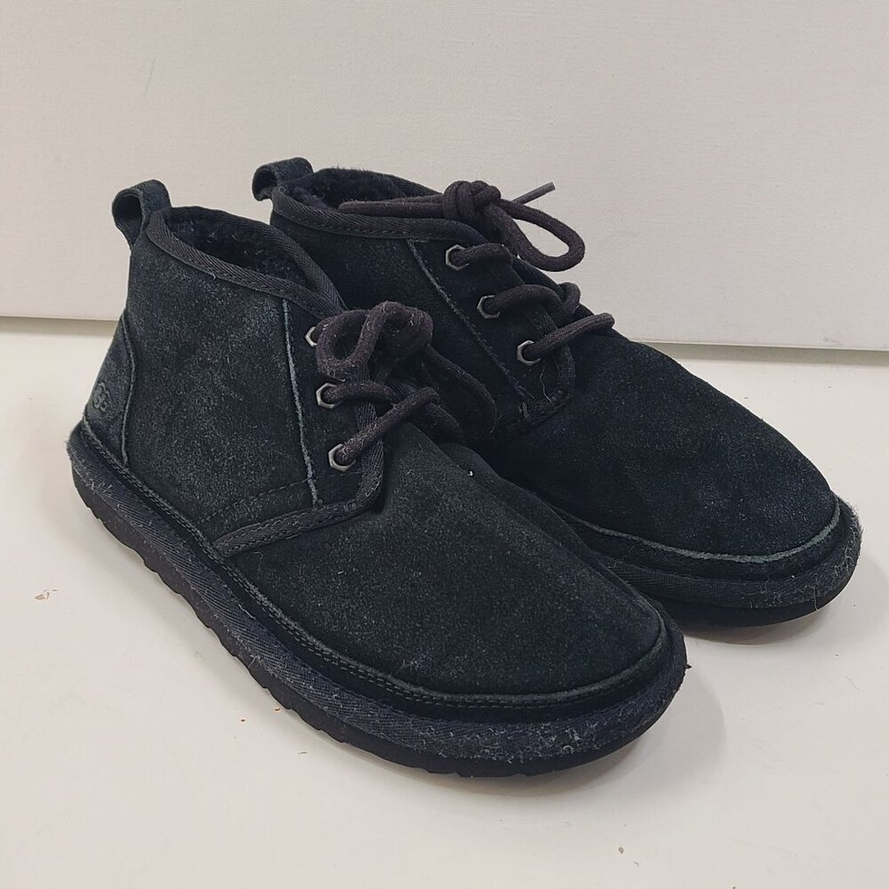 UGG Chukka Boot Lace Up Ankle Boots Suede Lined Classic Black  Women's Size 6